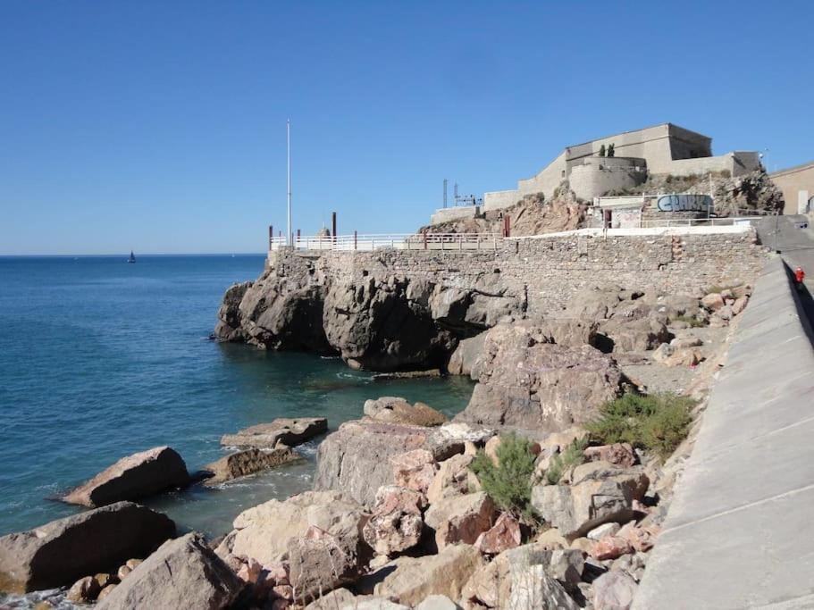 Un Sejour A Sete Apartment Bagian luar foto