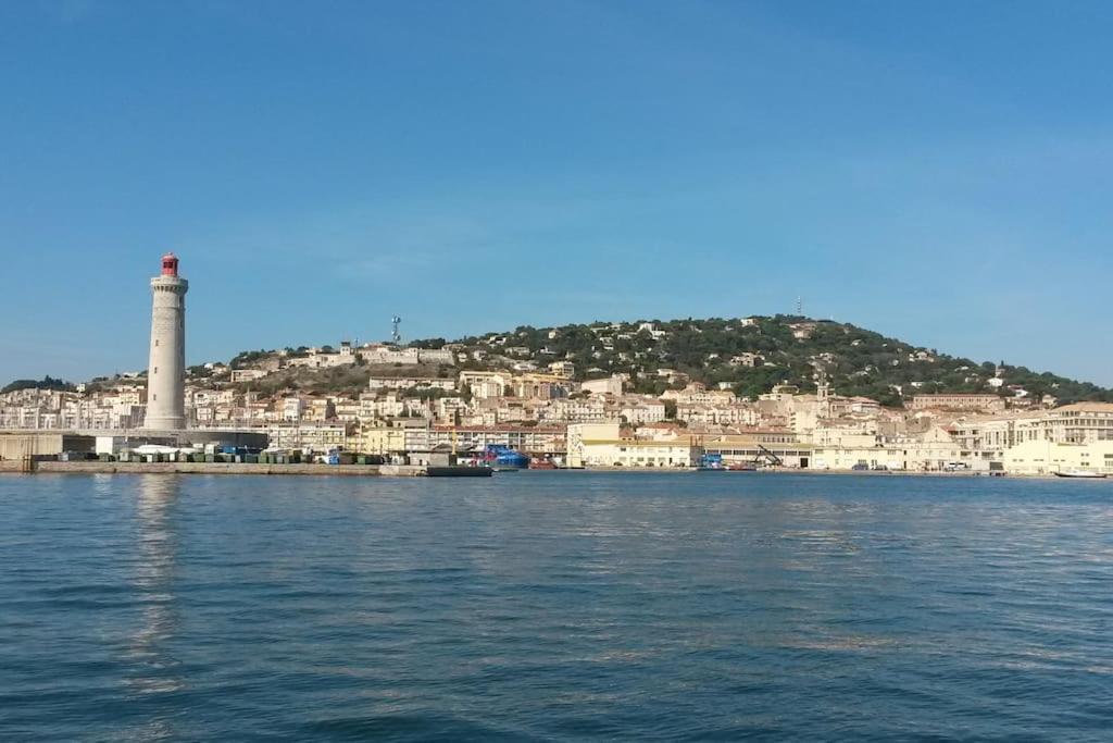 Un Sejour A Sete Apartment Bagian luar foto